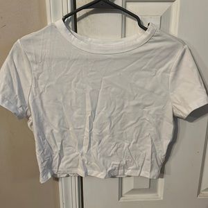 PLAIN WHITE CROP TOP